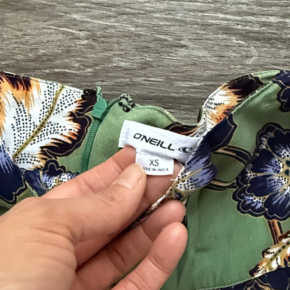 O'Neill Green Floral High Lo Maxi Skirt 
Summer Vacation Lightweight Travel - Picture 5 of 6